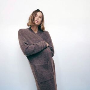 ZaraWomen  Cardigans  
LONG KNIT POCKET CARDIGAN